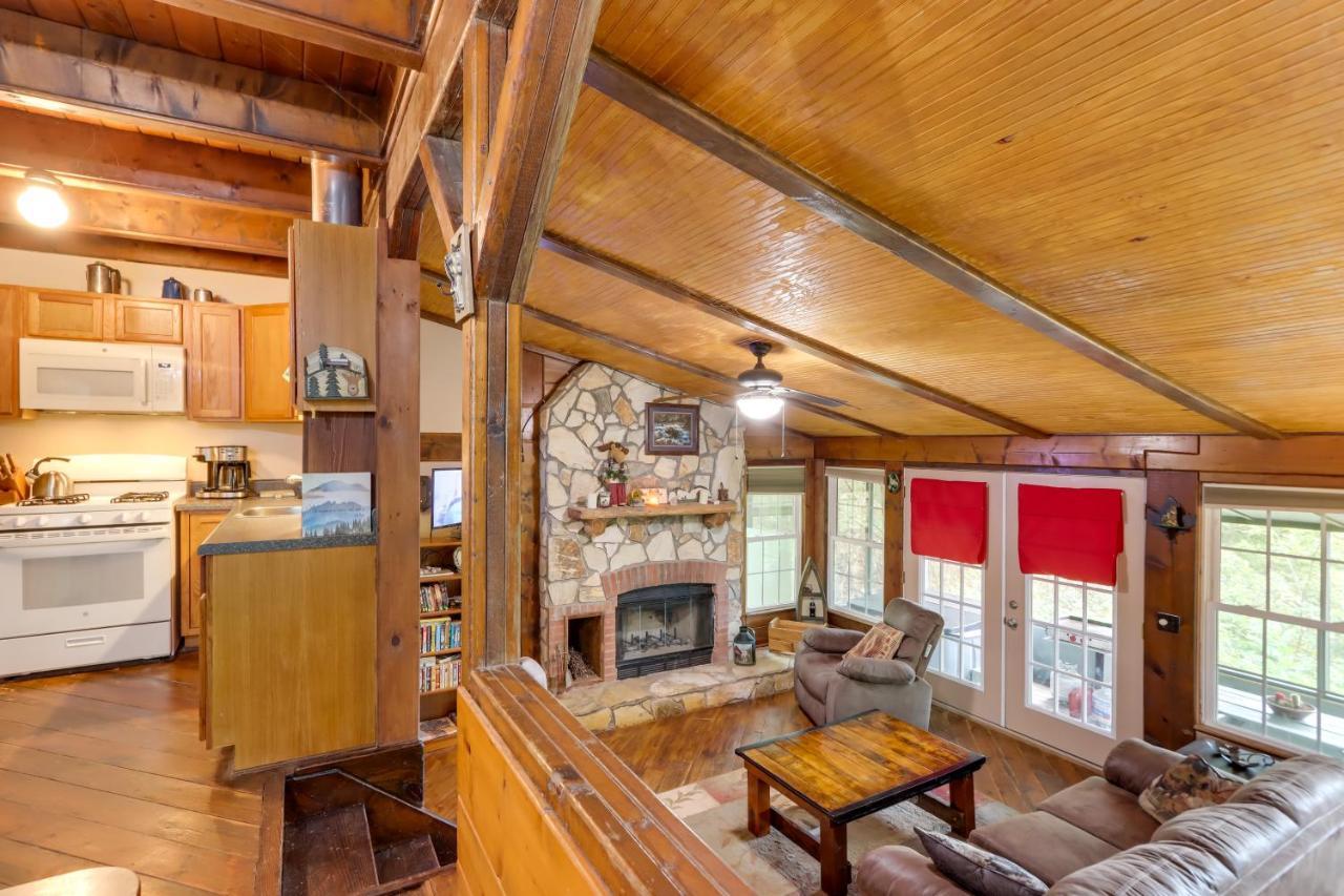 Mountaintop Ellijay Cabin With Private Hot Tub Εξωτερικό φωτογραφία